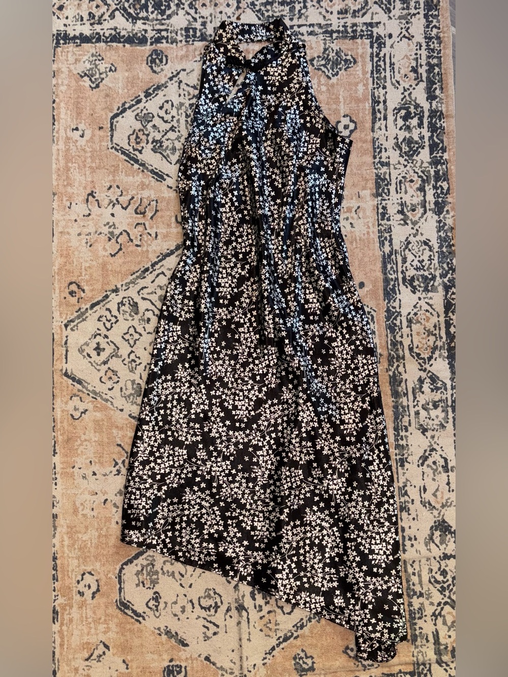 Tailor B. Moss Black and White Floral Midi Dress